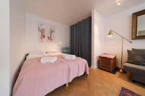 Wiejska 20 by Homeprime, Warsaw